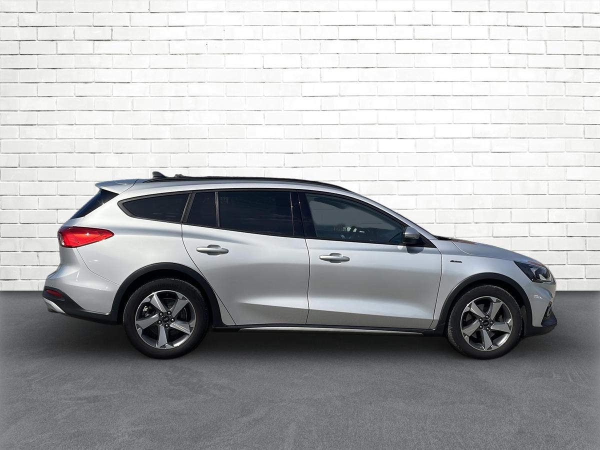 Ford Focus Active *LED* AUT* NAVI* SHZ* FSH*