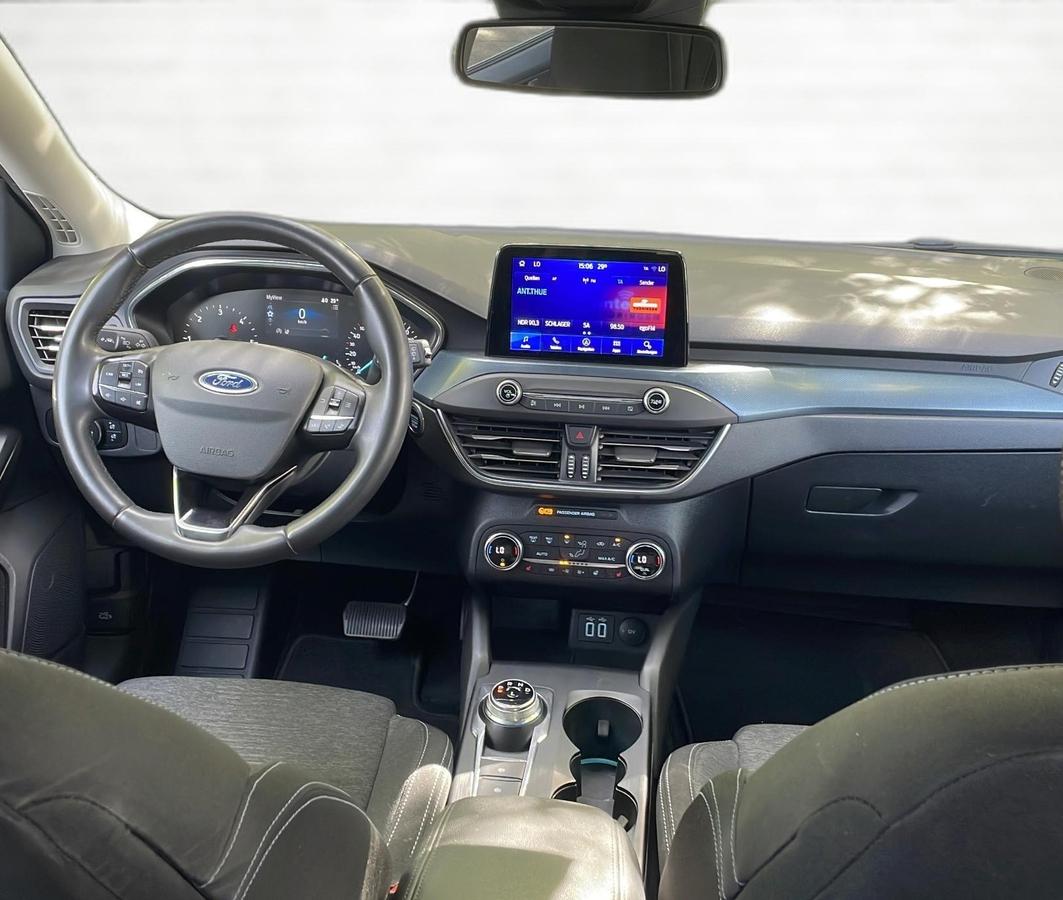 Ford Focus Active *LED* AUT* NAVI* SHZ* FSH*