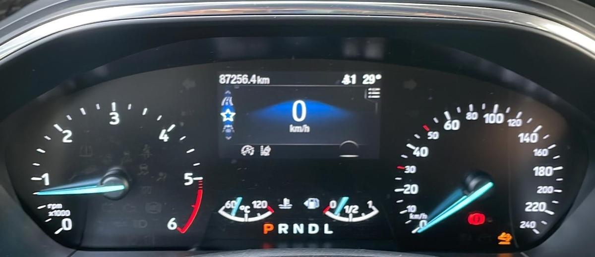 Ford Focus Active *LED* AUT* NAVI* SHZ* FSH*