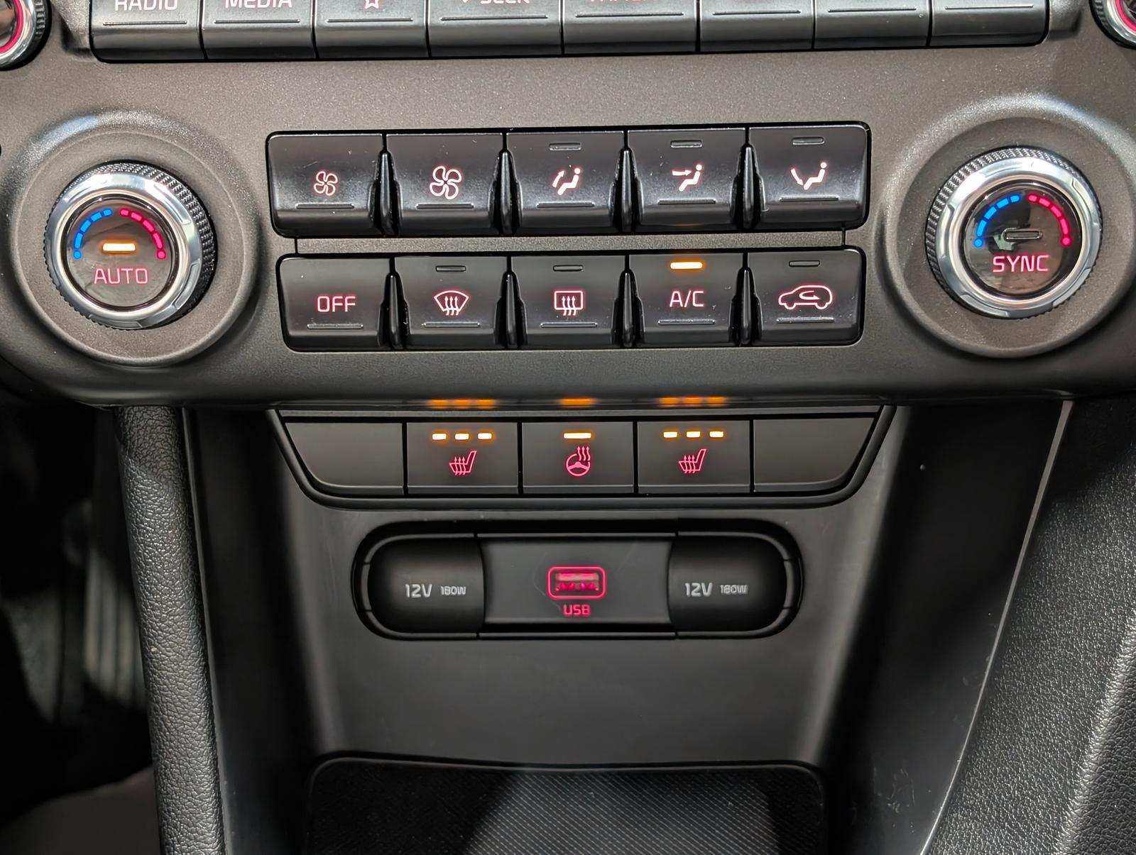 Kia Sportage Navi/SHZ/CarPlay/Kamera/AHK/17-Zoll