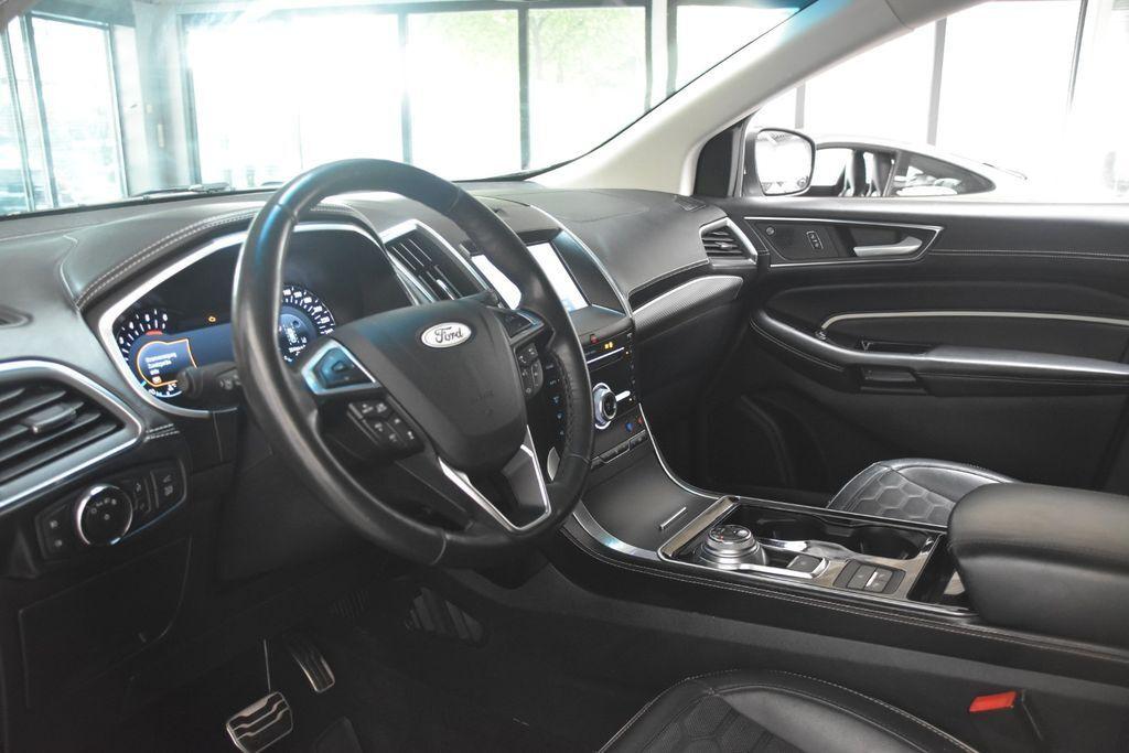 Ford Edge Vignale MLED Navi Sitzklima Pano Kamera B&O