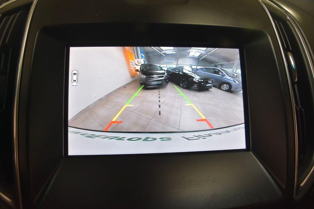 Ford Edge Vignale MLED Navi Sitzklima Pano Kamera B&O