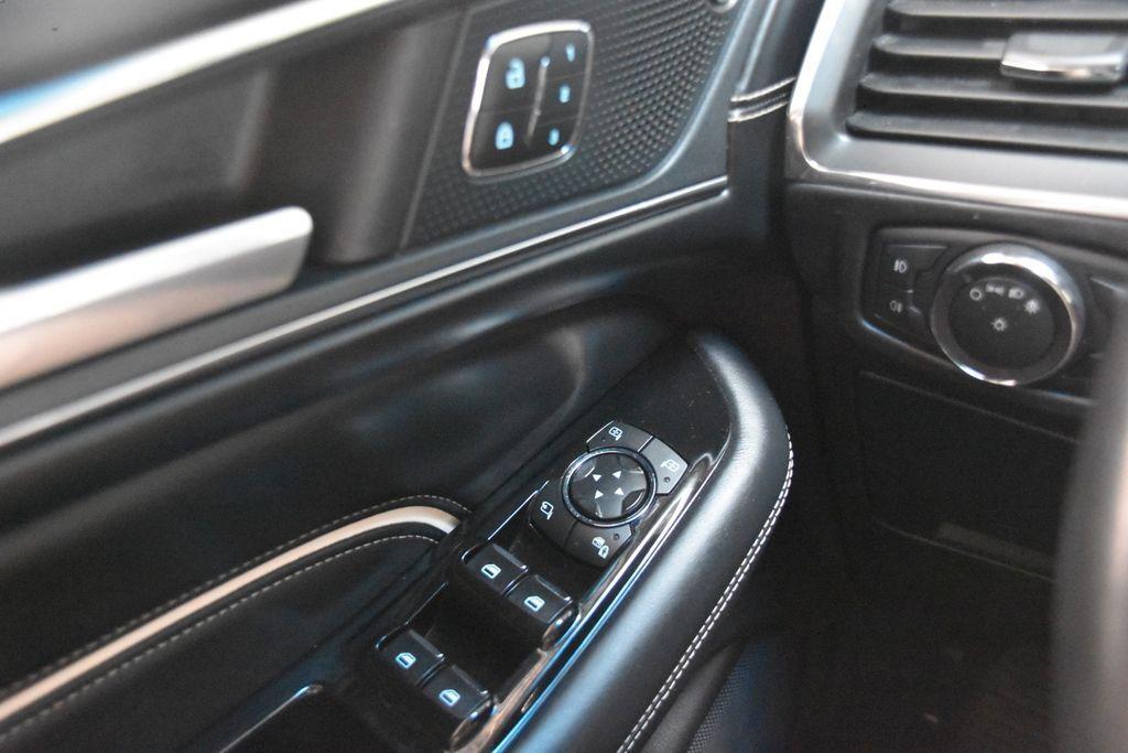 Ford Edge Vignale MLED Navi Sitzklima Pano Kamera B&O