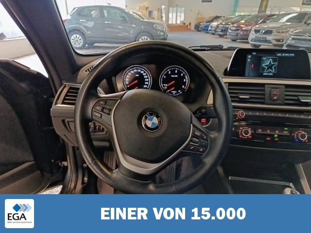 BMW 218 d Advantage SHZ Navi LED PDC Keyless Klimaautom RFK Licht- & Regensensor