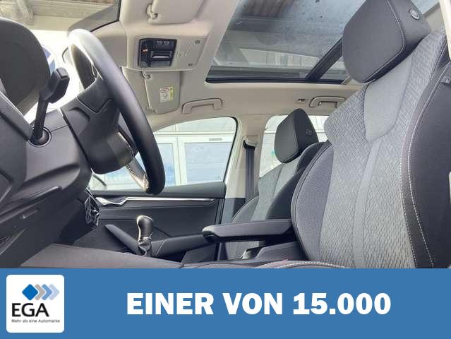 Skoda Octavia Combi 2.0 TDI Style 18