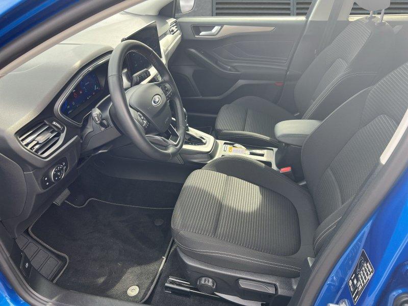 Ford Focus 1.0 EcoBoost Powershift Titanium X+Winterpaket+LED+RFK