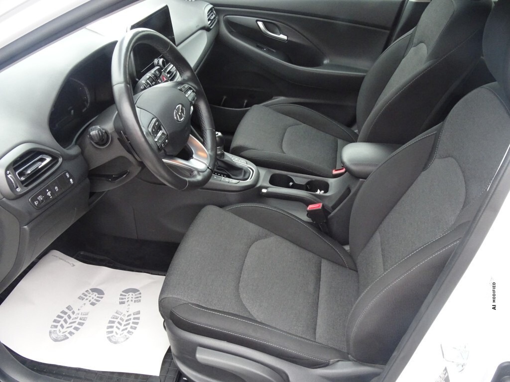 Hyundai i30 Edition30+*AT*LED*NAVI*DAB*RFK*SHZG*CAR PLAY
