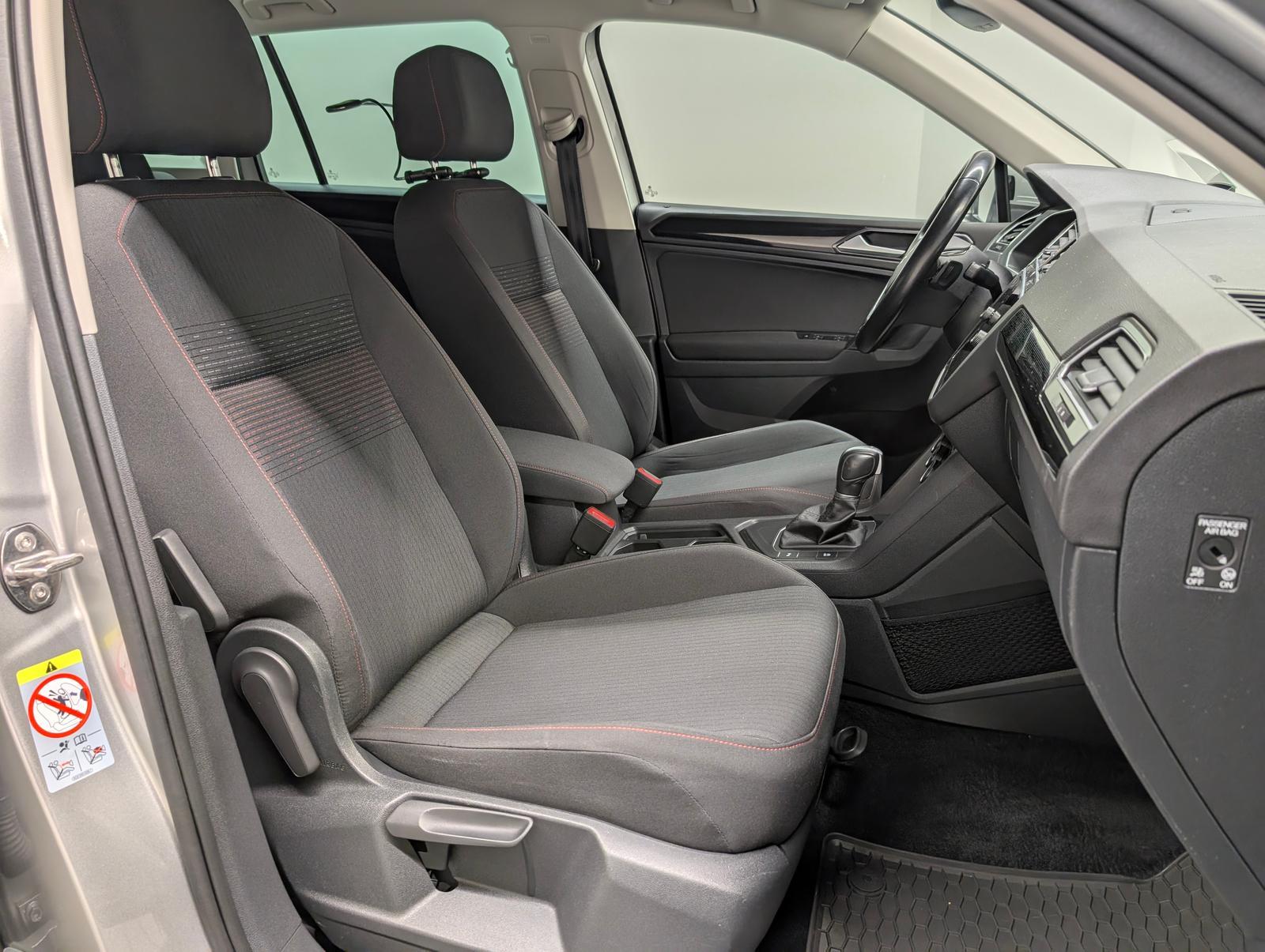 Volkswagen Tiguan Sound LED/SHZ/AHK/ACC/Navi/HUD/VirCo