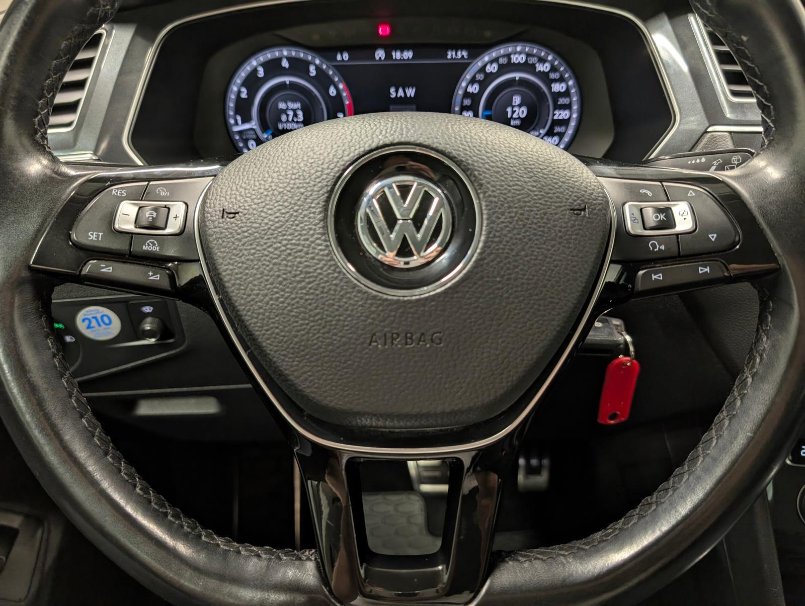 Volkswagen Tiguan Sound LED/SHZ/AHK/ACC/Navi/HUD/VirCo