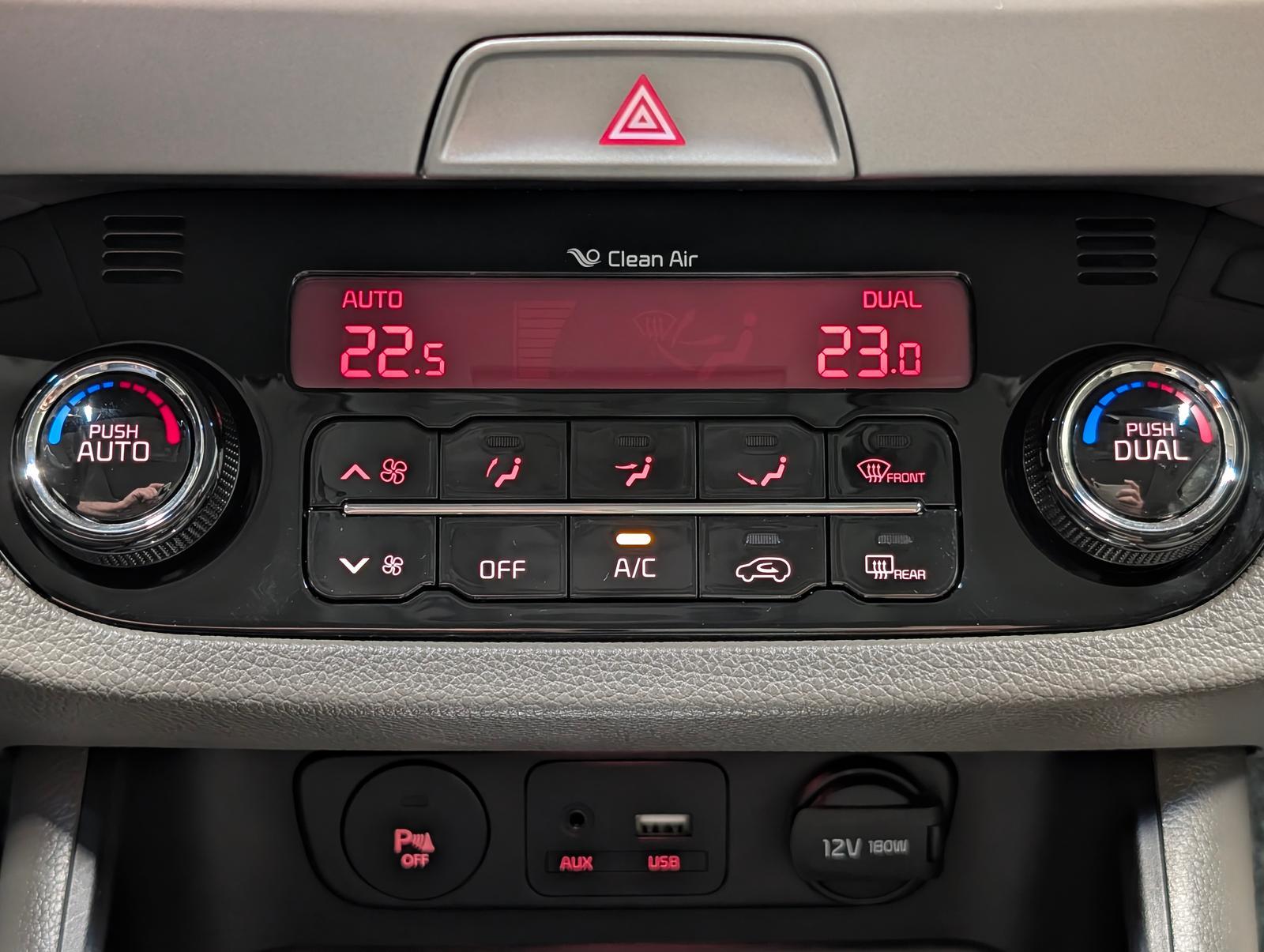 Kia Sportage 4xSHZ/Pano/Kam/17-LM/Klimaautom.