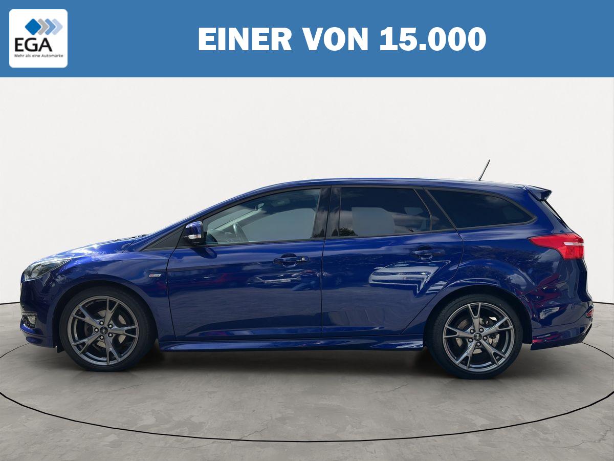 Ford Focus ST-line/Carplay/Kam/SHZ/LHZ/Navi