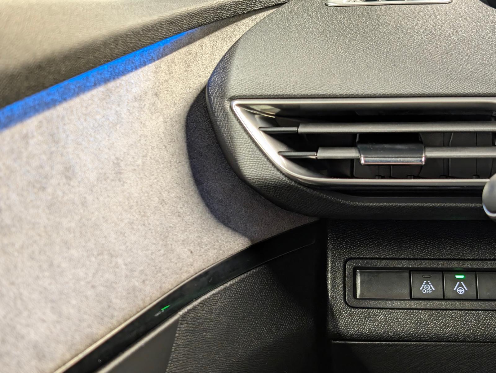 Peugeot 5008 GT 7-Sitze/LED/AHK/Kamera/CarPlay/18-Zoll