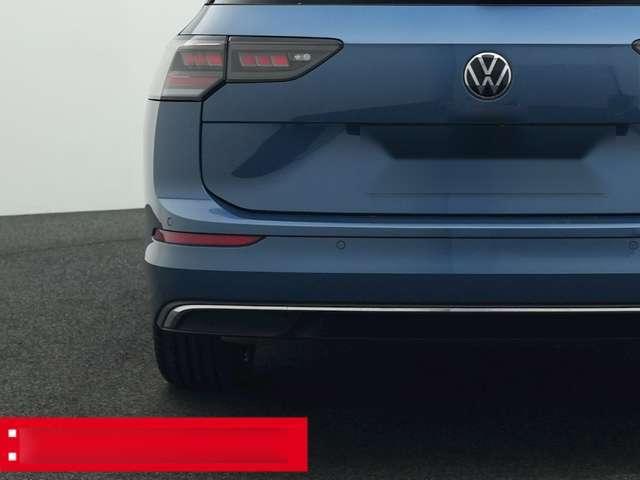 Volkswagen Golf VIII Var. 1.5 eTSI DSG Style IQ.LIGHT NAVI HUD KAM