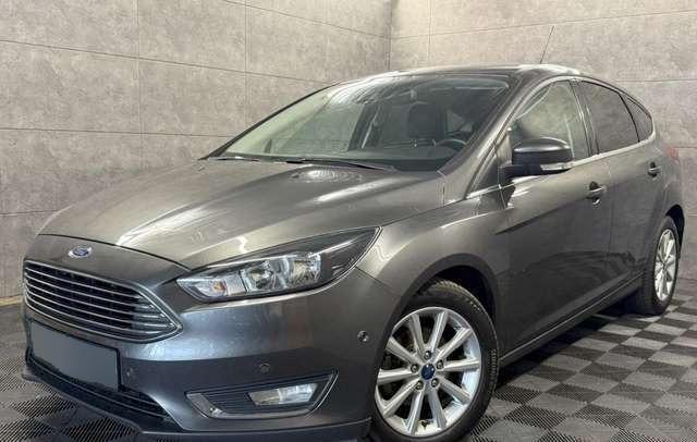 Ford Focus Lim. Titanium NAVI*SHZ*KAMERA*TEMPOMAT