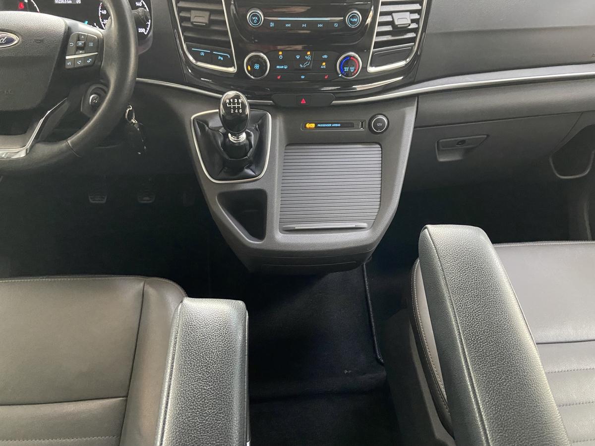 Ford Tourneo Custom  2.0 TDCi L2 Titanium 8Sitzer Bi-Xenon Navi 