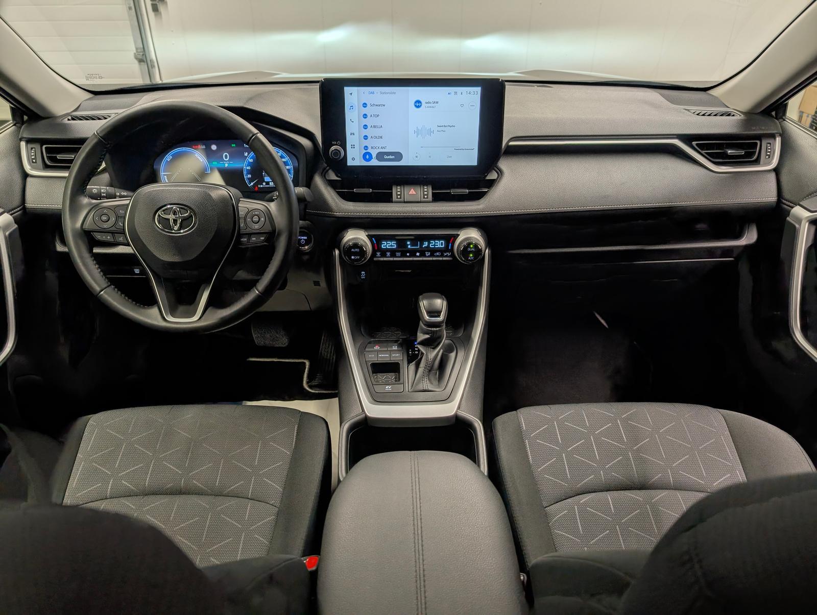 Toyota RAV 4 4x4 LED/Kam/el.Heck/VirCo/17-LM