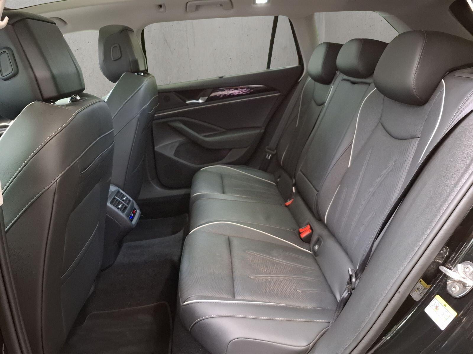 Volkswagen Passat Elegance 2,0 l TDI SCR 4MOTION 14 2 kW (193 PS) 7-Gang-Doppelkupplungsget