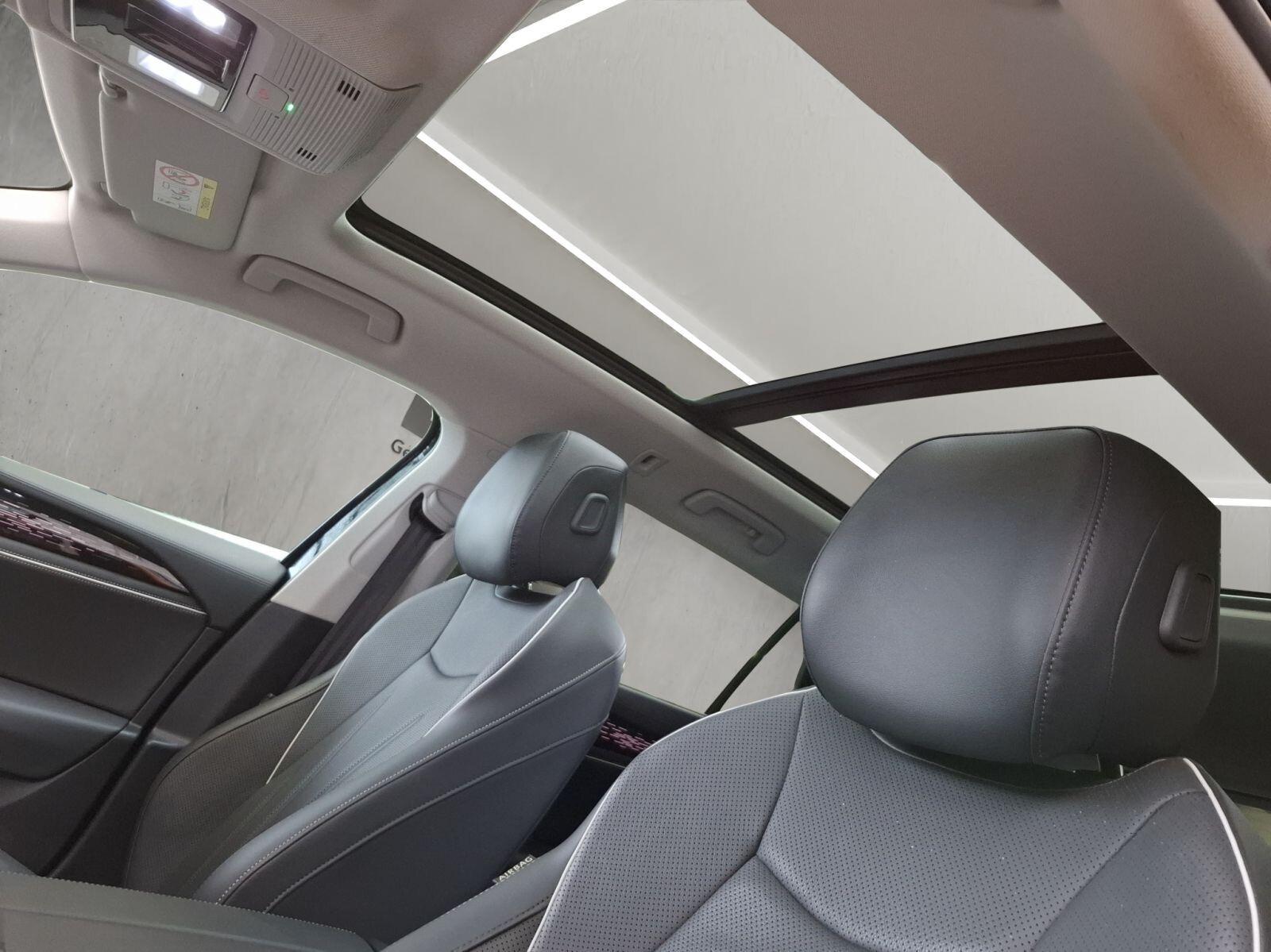 Volkswagen Passat Elegance 2,0 l TDI SCR 4MOTION 14 2 kW (193 PS) 7-Gang-Doppelkupplungsget
