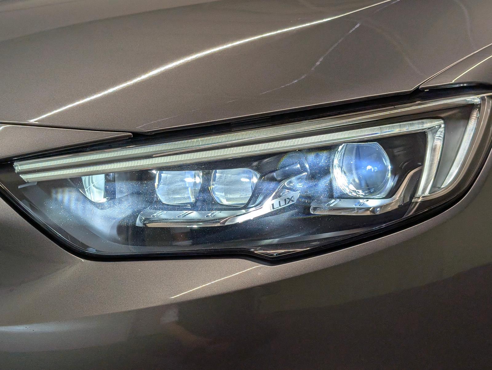 Opel Insignia ST Matrix-LED/Navi/AGR/Kam/elHeck/17-LM