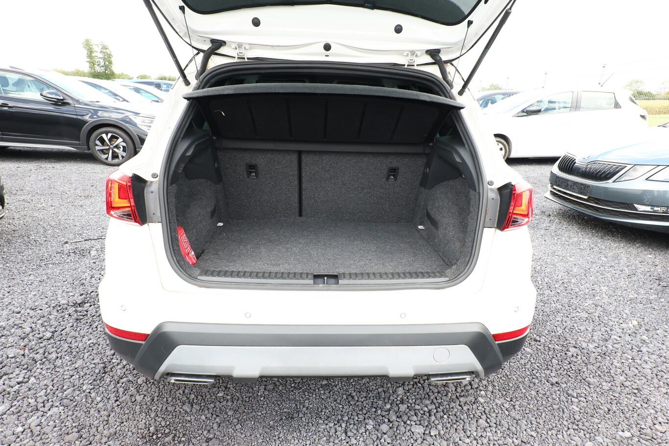 Seat Arona 1.0 TGI 90 FR LED Nav ACC ParkAs FullLink