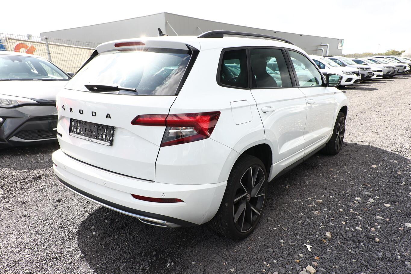 Skoda Karoq 1.5 TSI 150 Sportline Pano LED Nav SideA