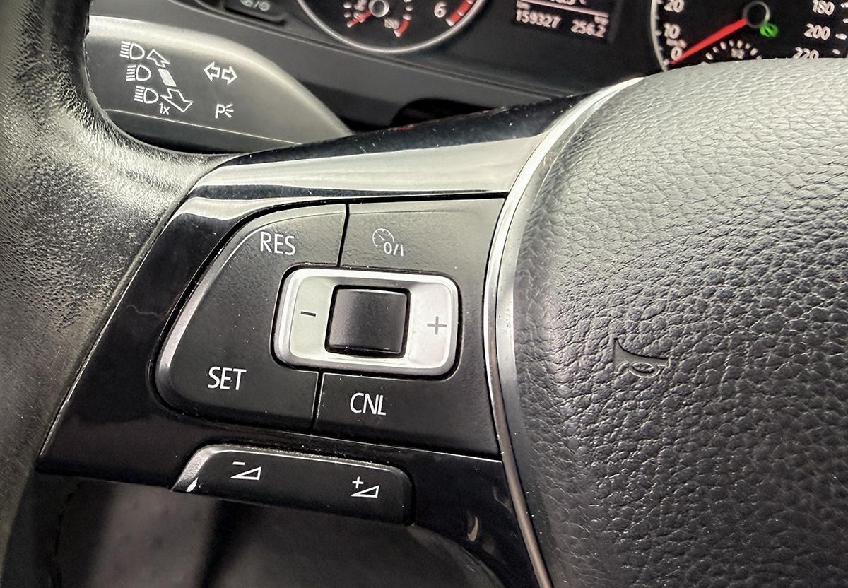 Volkswagen T6 California  Camper Bett - Küche - WoMo-Abnahme - AHK 