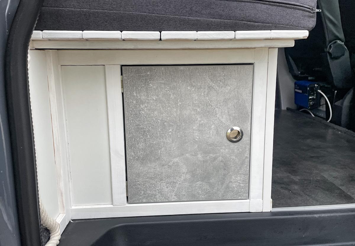 Volkswagen T6 California  Camper Bett - Küche - WoMo-Abnahme - AHK 