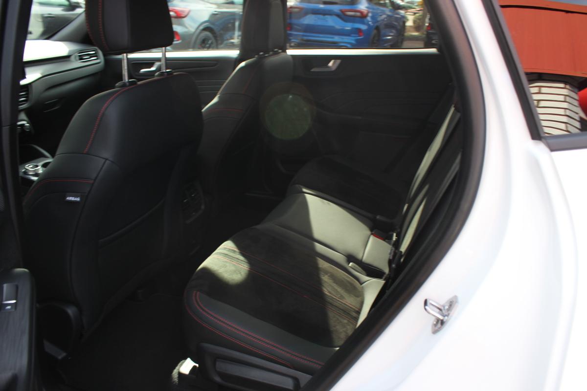 Ford Kuga ST Line X PHEV + Technologie - FGS 5J. - B&O - HEAD UP