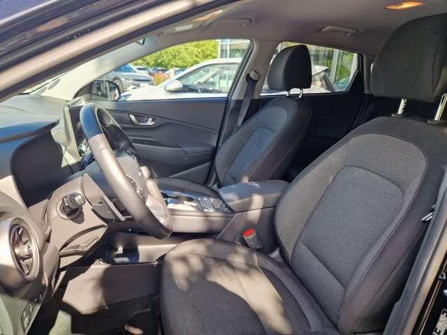 Hyundai KONA Elektro MY23 (100kW) ADVANTAGE-Pake