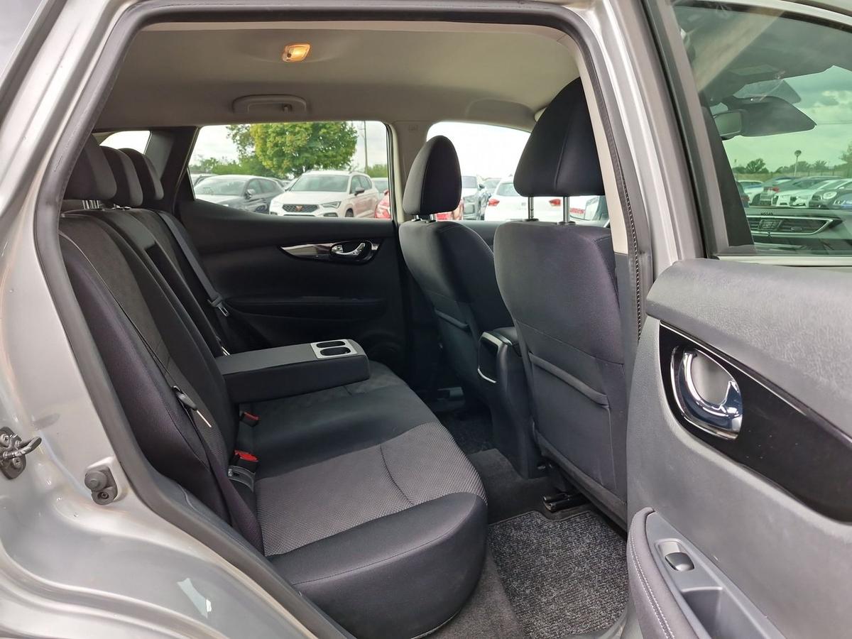 Nissan Qashqai 1.6 DIG-T N-Connecta 1.Hand AHK NAVI 