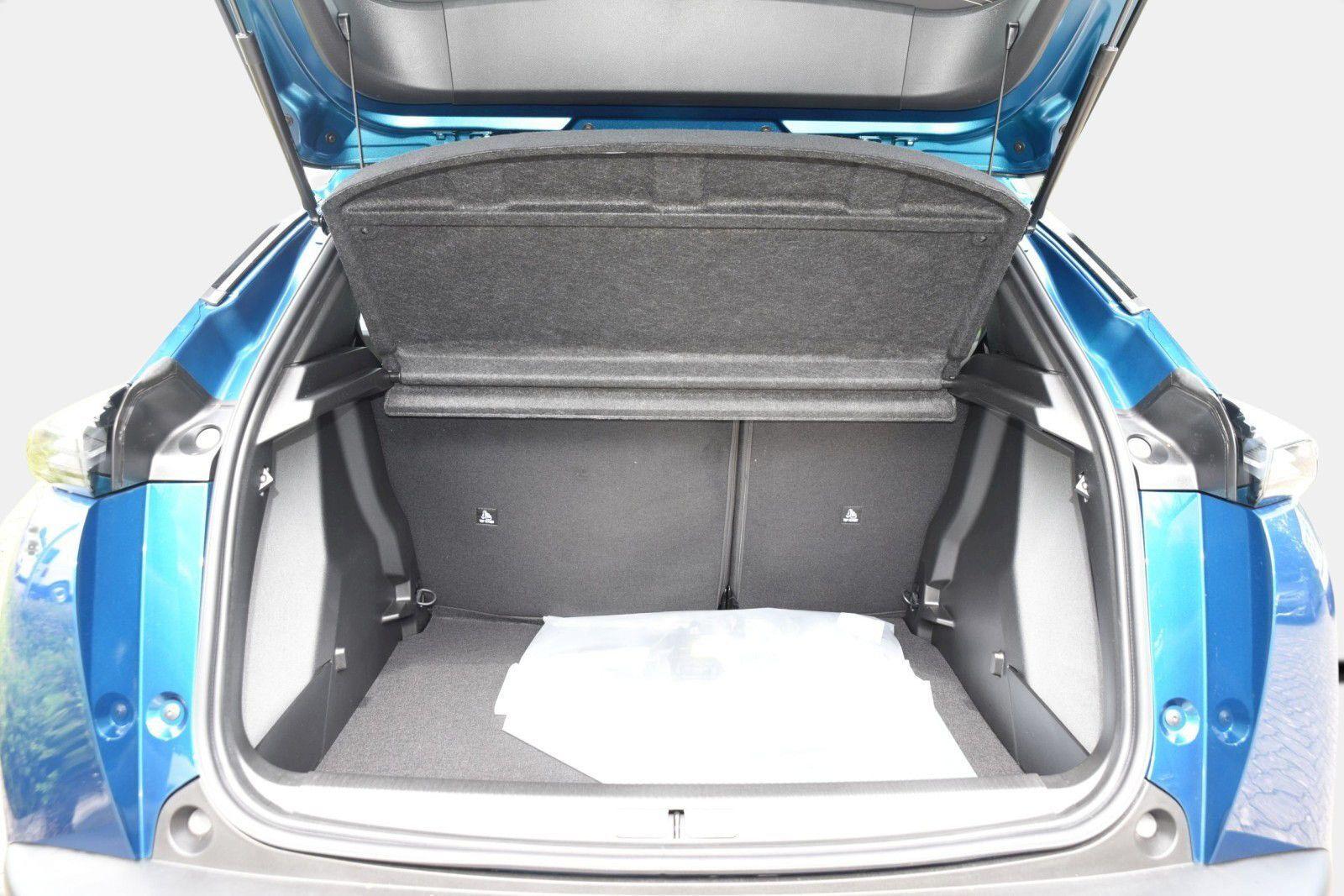 Peugeot 2008 Allure PureTech 130 EAT8