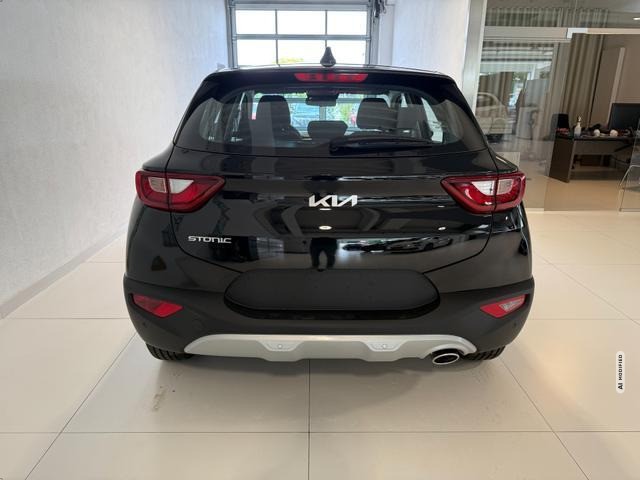 Kia Stonic Silver 1,2 DPI 57kW (79PS) Klimaanlage, Radio, DAB, Android Auto, Apple C