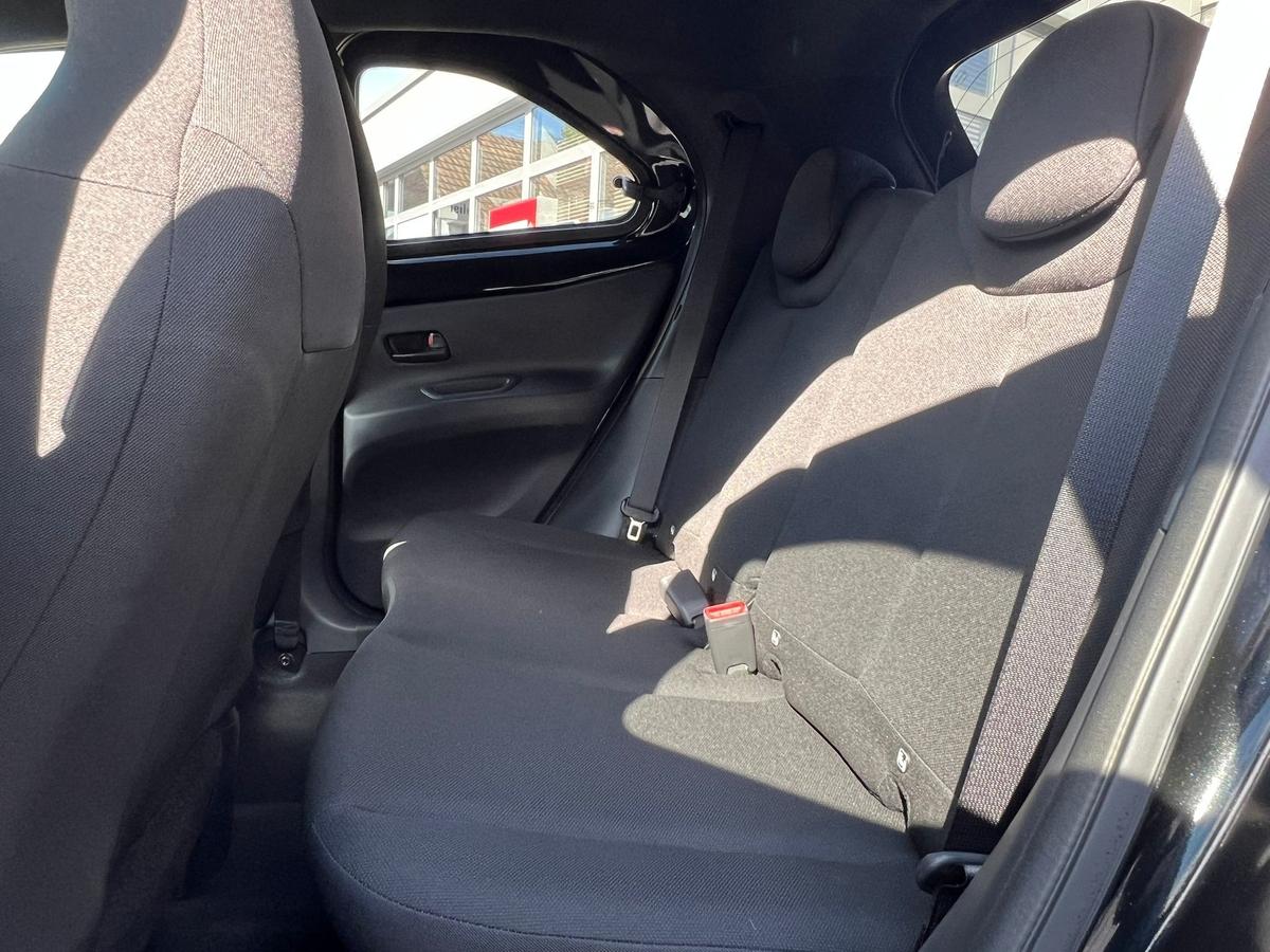 Toyota Aygo X 1.0 VVT-i Sitzhzg - R.Kam - Kl.autom - Alufelge