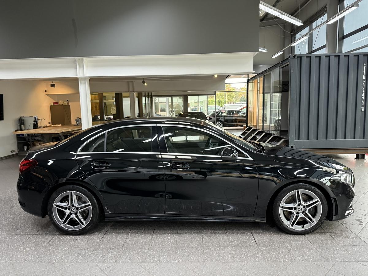 Mercedes-Benz A 250  Limousine AMG Line LED MBUX RCAM Spurass.