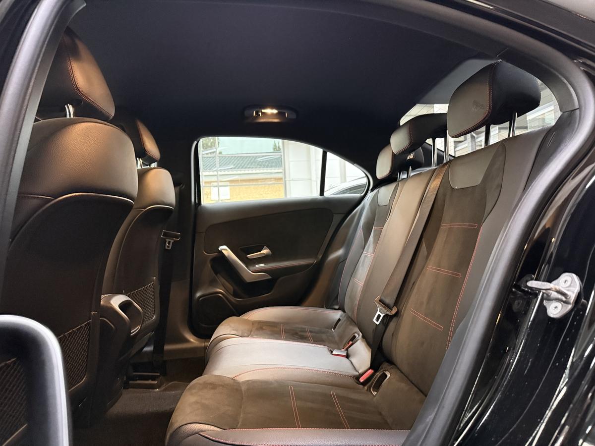 Mercedes-Benz A 250  Limousine AMG Line LED MBUX RCAM Spurass.