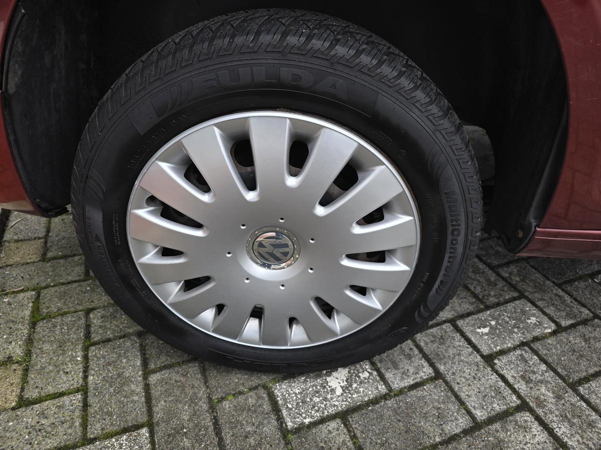 Volkswagen Caddy 2.0 TDI Roncalli #AHK#Conti WReifen Neu #SHZ #TÜV NEU 