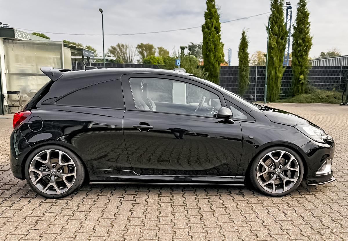 Opel Corsa E 1.6 Turbo OPC.RFK.Sportsitze vorn Recaro