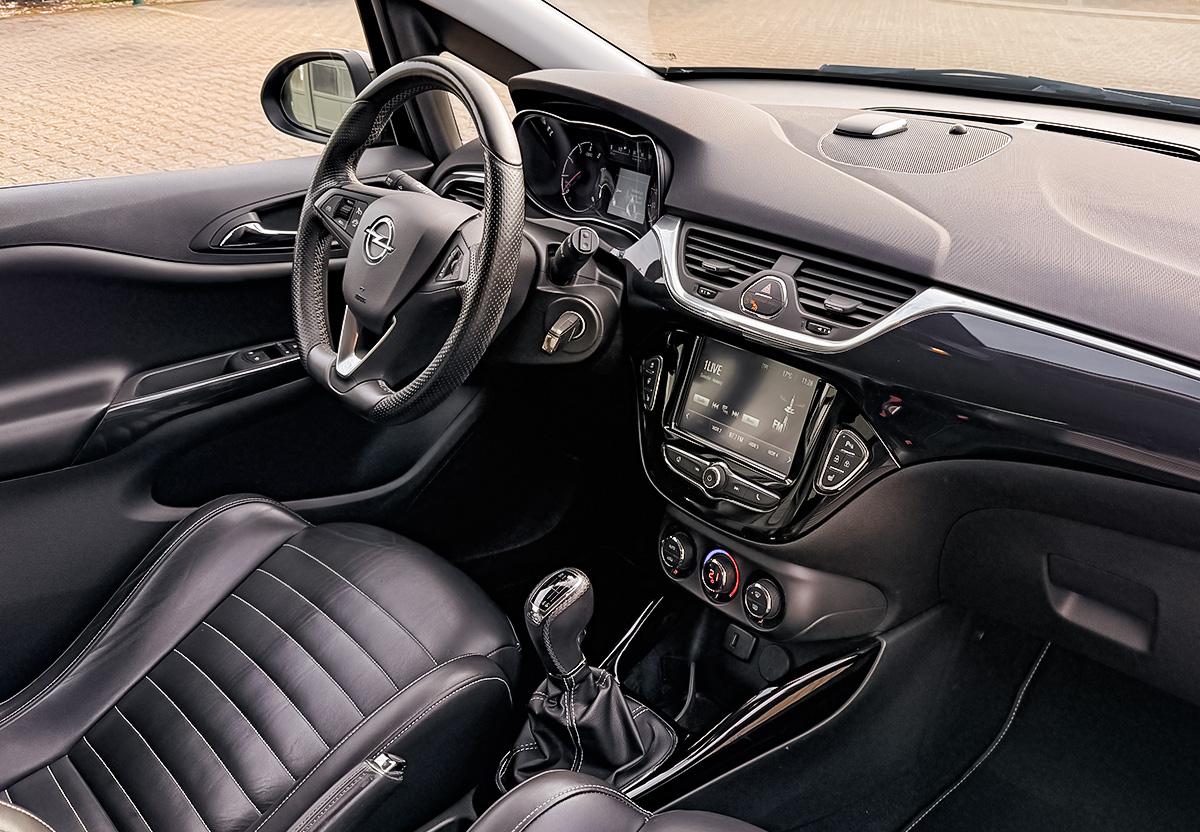 Opel Corsa E 1.6 Turbo OPC.RFK.Sportsitze vorn Recaro