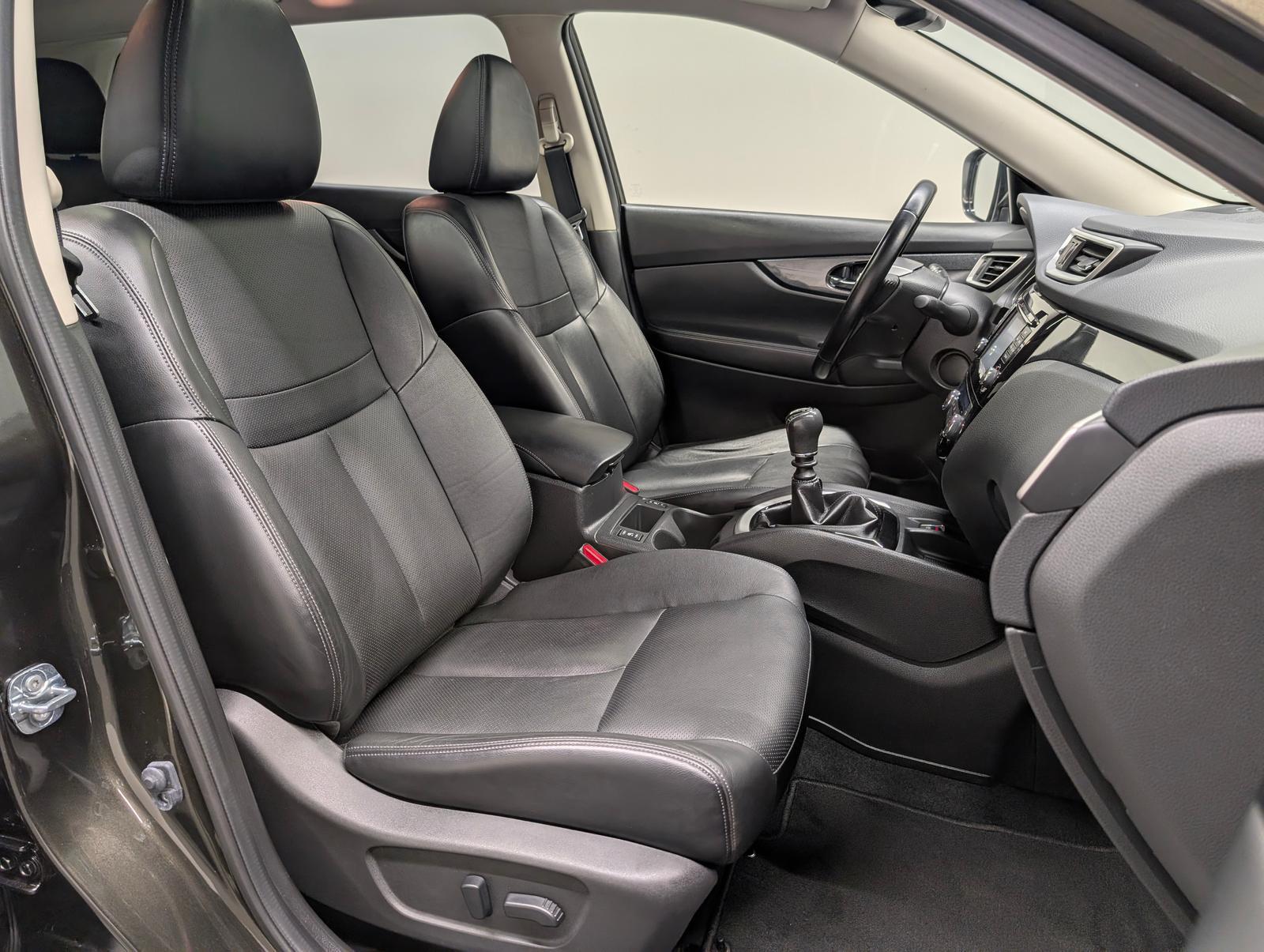 Nissan X-Trail Tekna LED/el.Heck/Pano/Leder/360°Kam