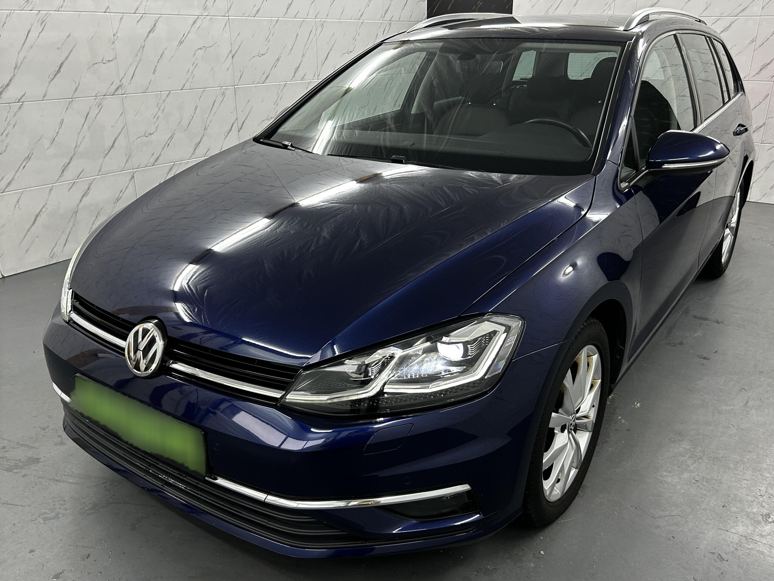 Volkswagen Golf Highline+ACC+Alcantara+Ambiente+LED+Massage