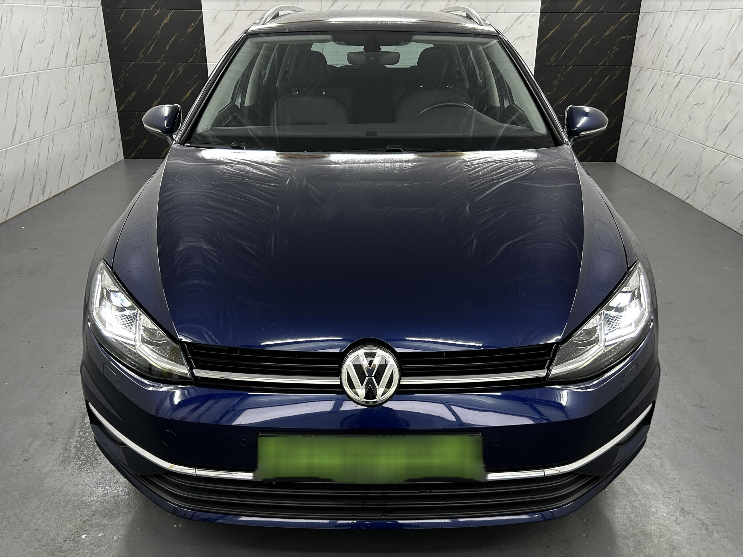 Volkswagen Golf Highline+ACC+Alcantara+Ambiente+LED+Massage
