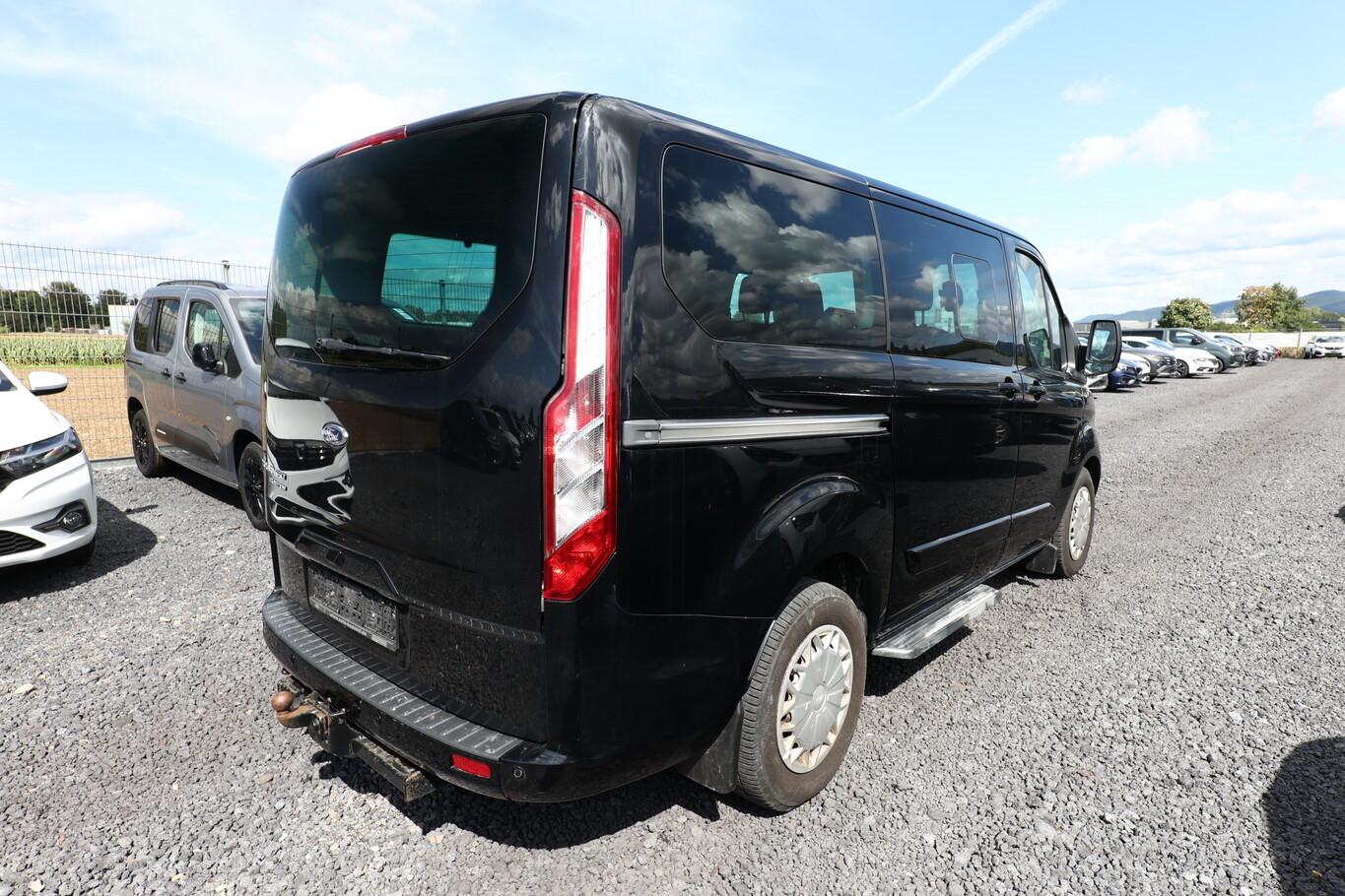 Ford Tourneo Custom 310 L1 2.0 TDCi 170 Titanium AHK