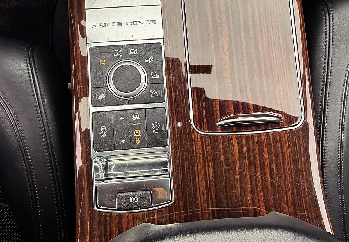 Land Rover Range Rover 4.4 SDV8 Vogue