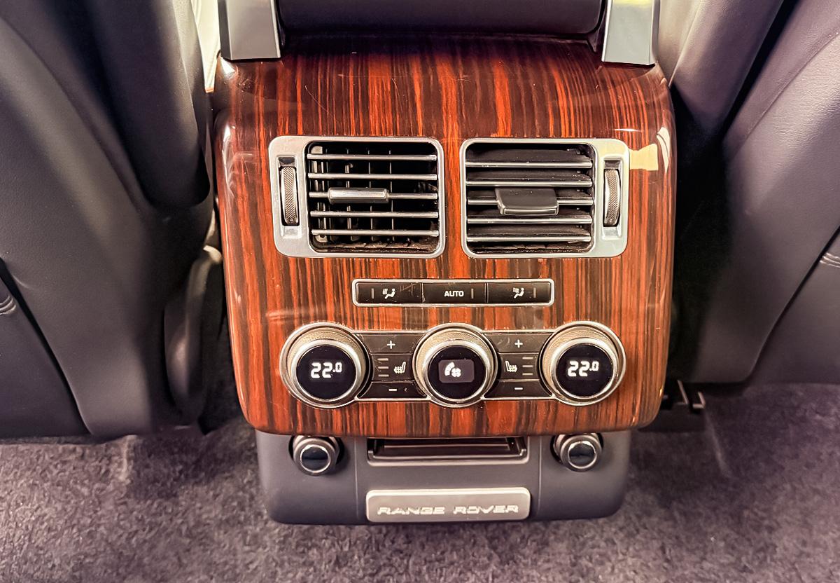 Land Rover Range Rover 4.4 SDV8 Vogue