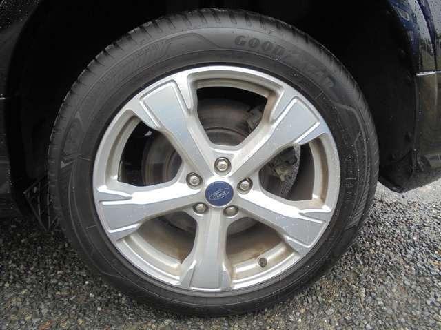 Ford Kuga ST-Line, Xenon, Navi, Winter-Paket, Einpark-Autom.