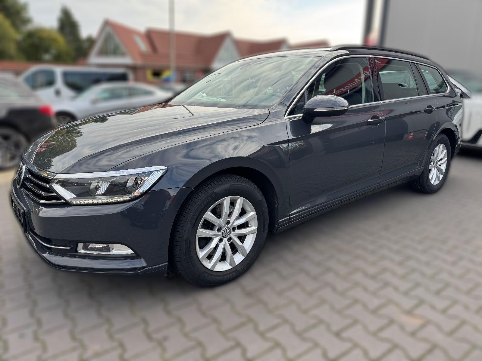 Volkswagen Passat Variant 2,0 TDI DSG RKAMERA NAVI AHK ACC