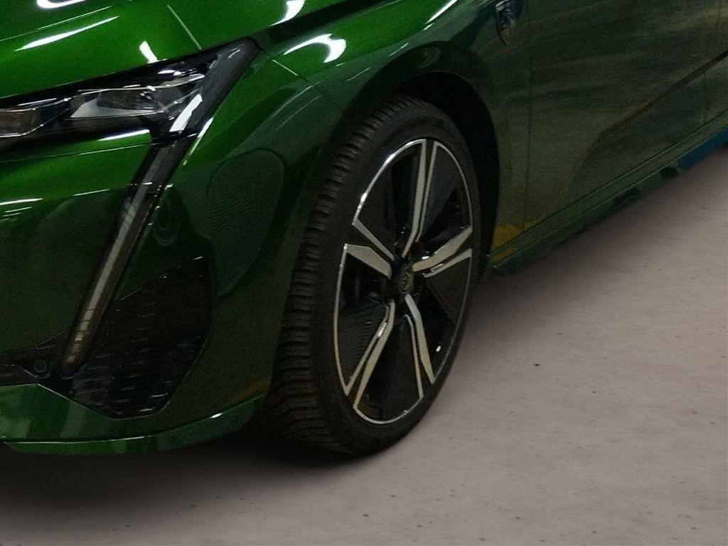 Peugeot 308 GT NAVI+LADESCHALE+MIRROR-SCREEN+360°RFK+ALA