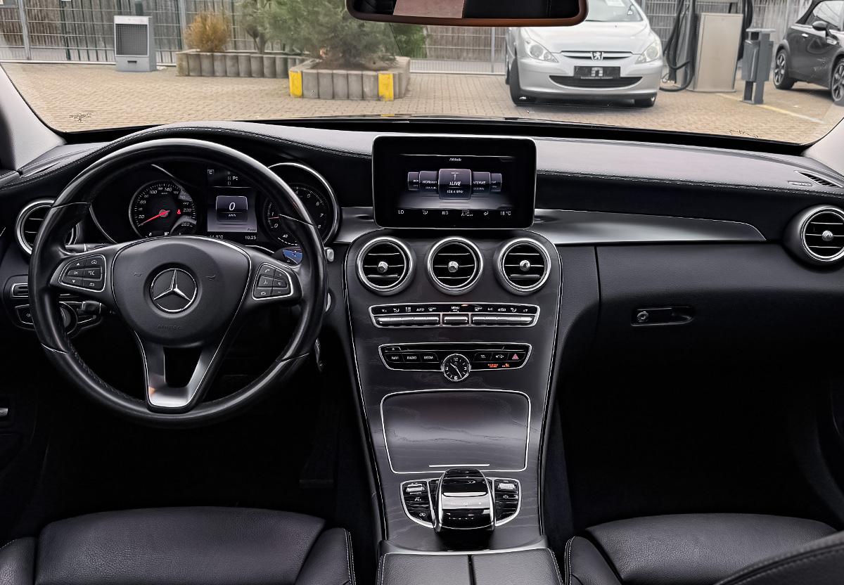 Mercedes-Benz C 300 T Avantgarde SHZ NAVI RFK COMMAND