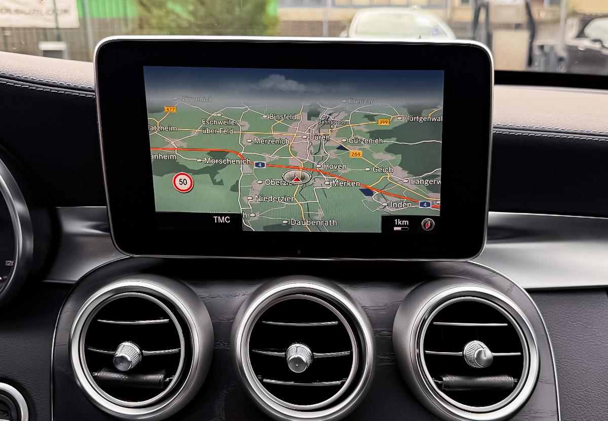 Mercedes-Benz C 300 T Avantgarde SHZ NAVI RFK COMMAND