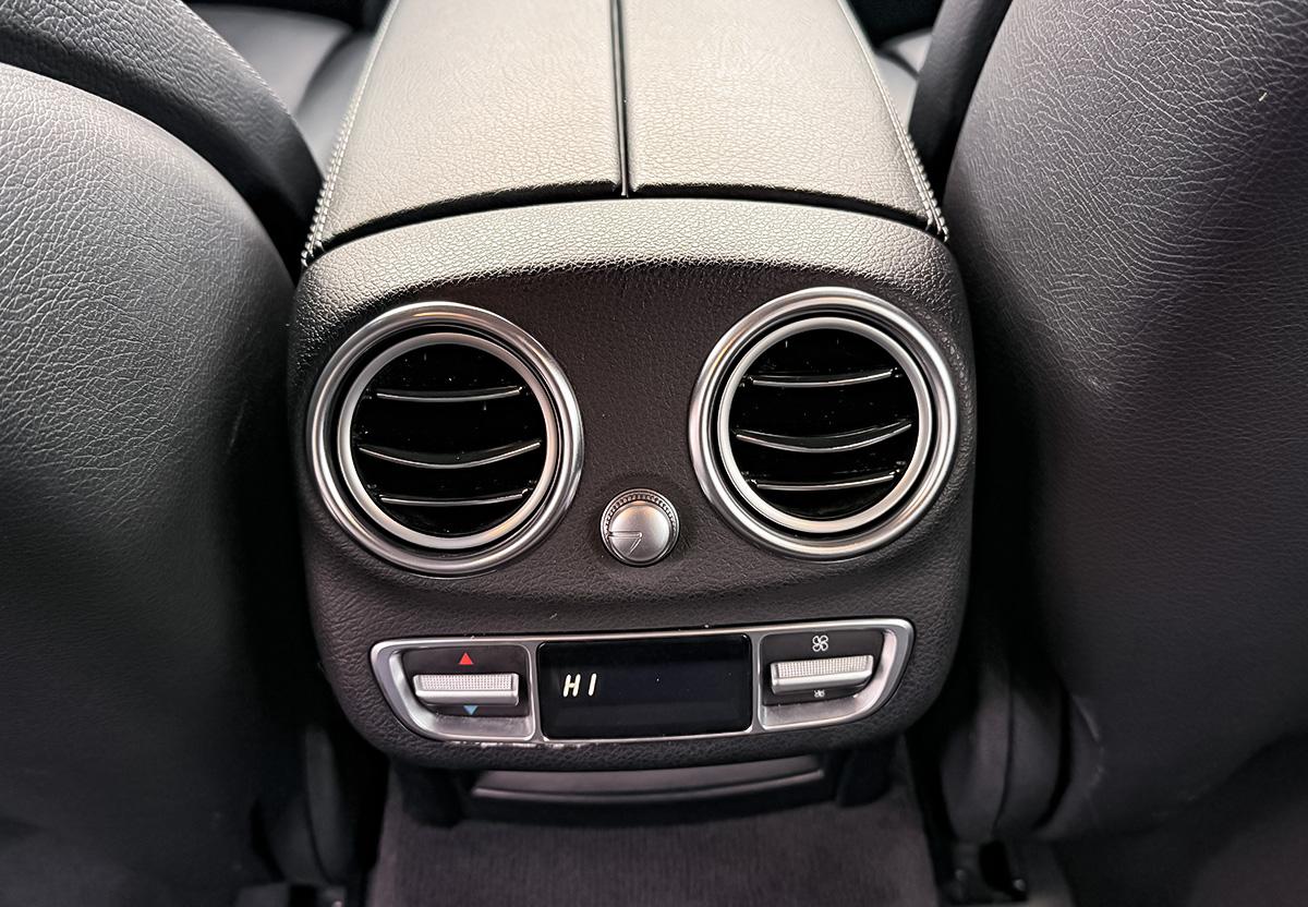 Mercedes-Benz C 300 T Avantgarde SHZ NAVI RFK COMMAND